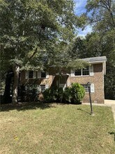 Building Photo - 6624 Stark Ct