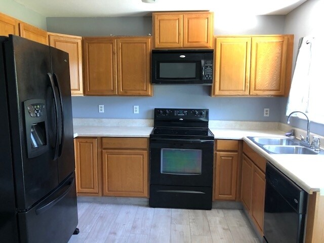 Foto del edificio - 3049 SW Denton St