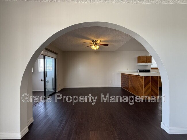 Foto del edificio - 1149 E 58th Ave