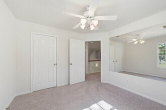 Building Photo - 22314 Ivy Stone Ct