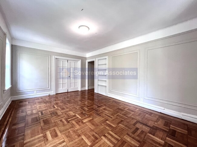 Building Photo - 850 West 176th Street