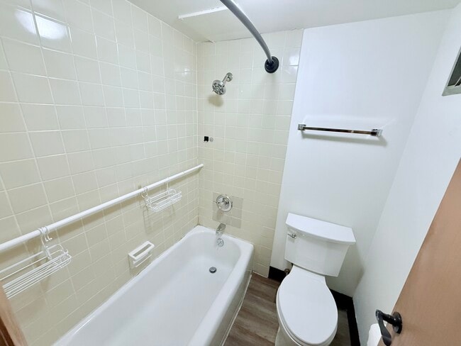 Building Photo - Executive House