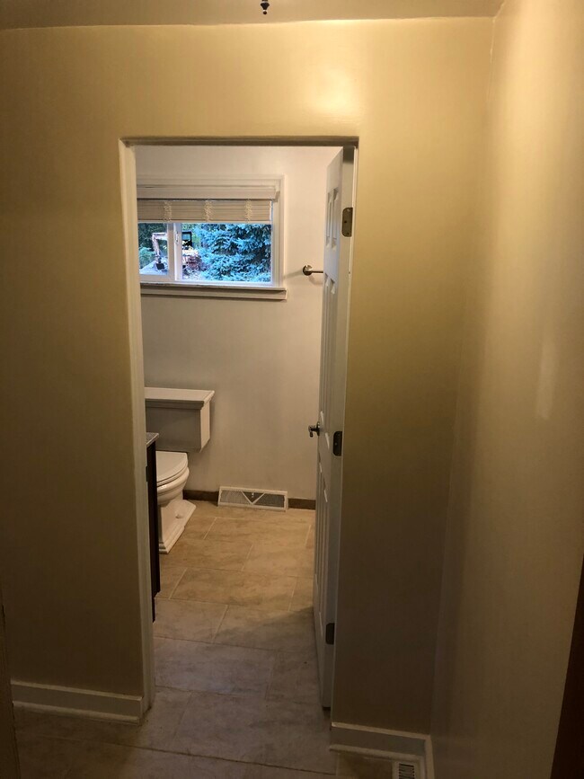 1313 MacArthur Dr, Russellton, PA 15076 Townhome Rentals in