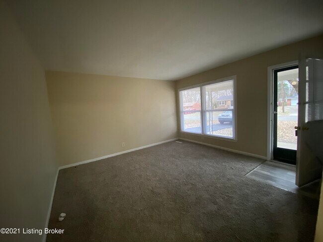 Foto del edificio - 8715 Blue Bell Dr