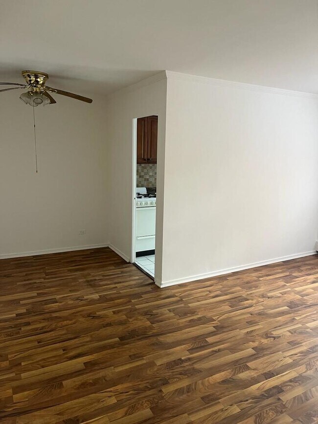 Foto del edificio - 2610 W Berwyn Ave