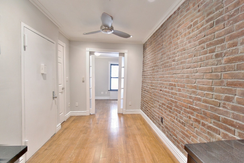 Building Photo - 345 W 53rd St