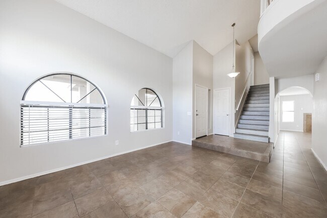 Building Photo - 6537 W Sandra Terrace