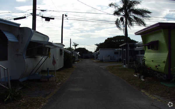 Building Photo - Gulf To Bay Mobile Home Park