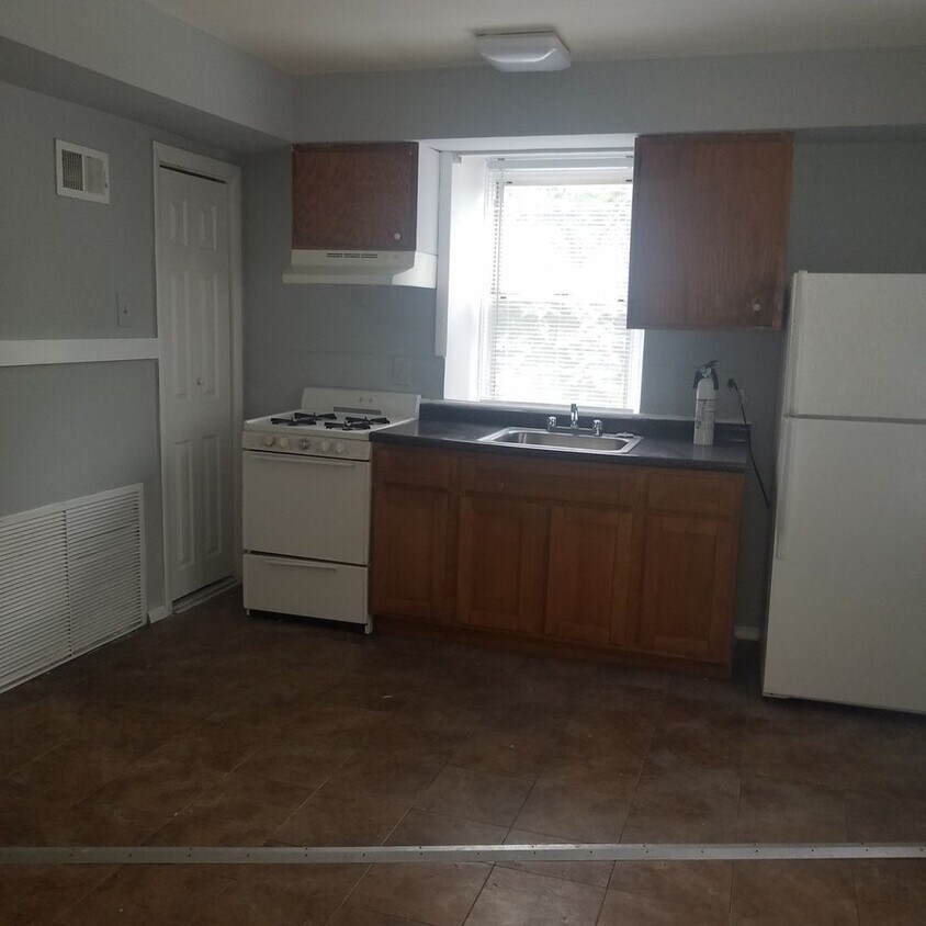 Foto del edificio - 14 E Logan St