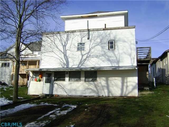 Building Photo - 131 E Main St