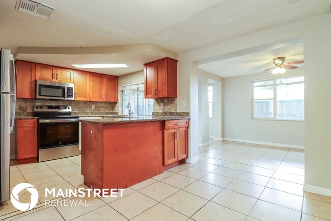 Foto del edificio - 4031 Claremont Dr