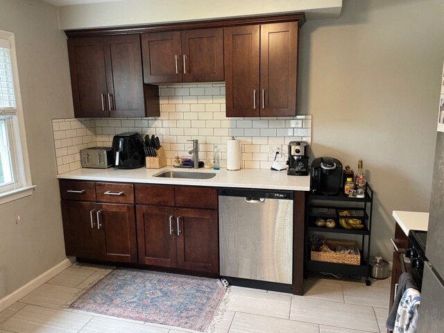 Foto del edificio - 720 -722 Louis Ave