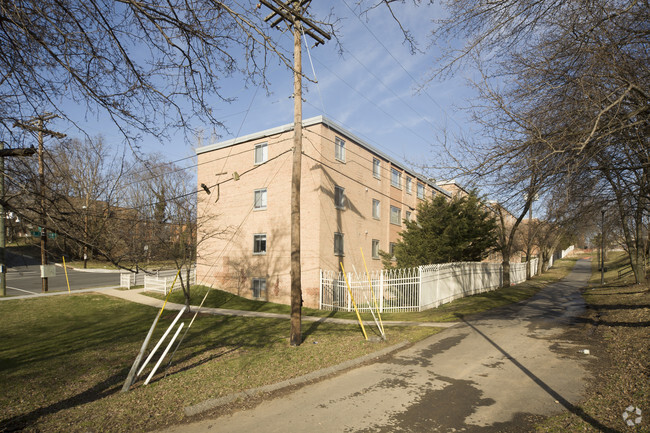 Building Photo - Benning Park Apartments