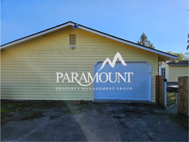 Building Photo - 3 Bedroom with ADU in Bremerton!