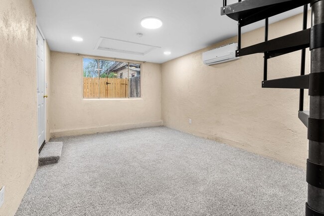 Building Photo - Carriage House near Downtown Pueblo!