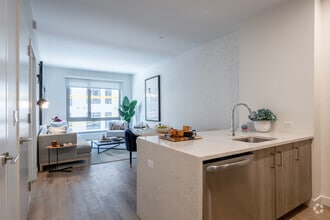 Interior Photo - 25 Maple