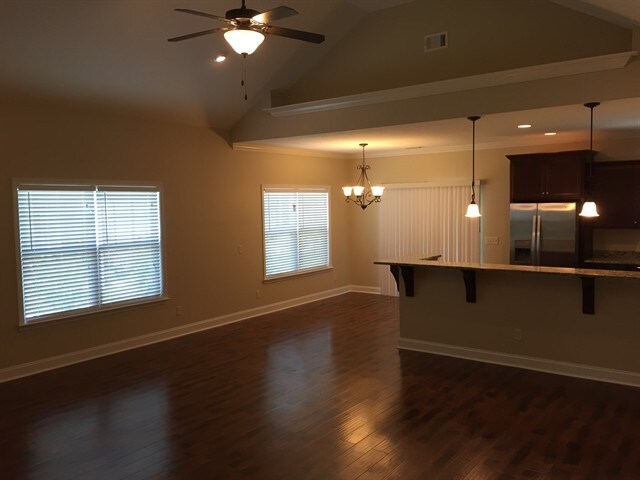 Foto del edificio - 280 Sunbury Dr