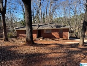 Building Photo - 630 Lisa Ln