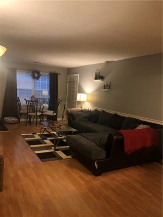 Foto del edificio - 2503 Candlelight Ct