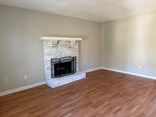 Photo - 177 Timber Creek Ln SW (Marietta, GA) House