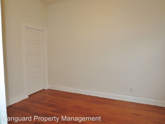 Foto del edificio - 447-451 Green St