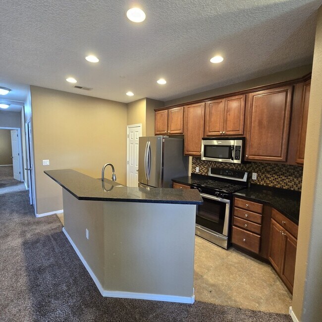 Building Photo - 601 Menaul Blvd NE Unit 4206