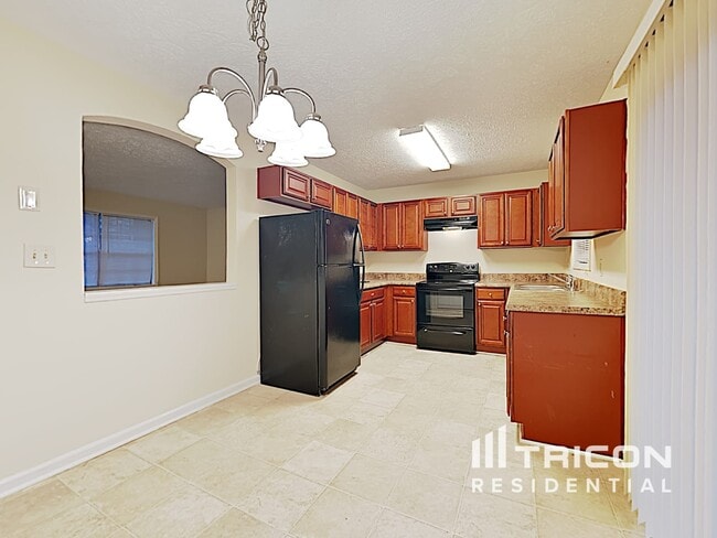 Building Photo - 5009 Melanie Dr