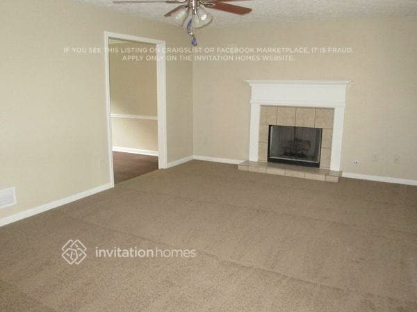 Foto del edificio - 3461 Glen Summit Ln
