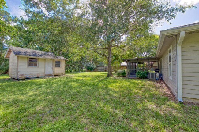 Patio trasero - 1726 SW Millikin Ave