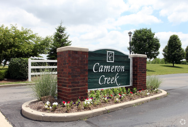 Foto del edificio - CAMERON CREEK APARTMENTS