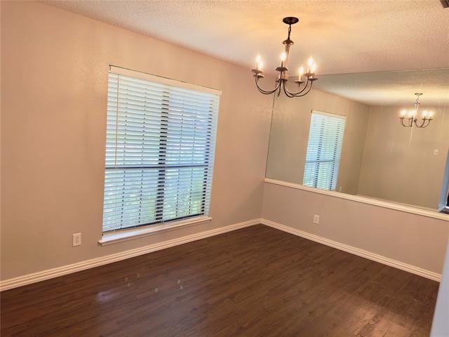 Building Photo - 2302 Flat Creek Dr