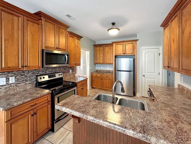 Building Photo - 136 Meadow Ridge Dr