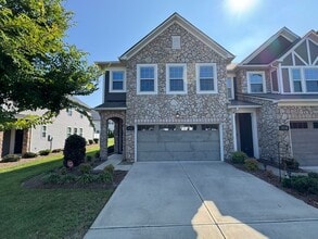 Building Photo - 5722 Lachlan Hill Ln