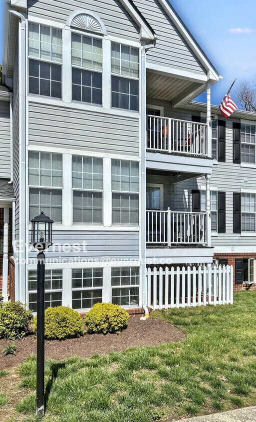Foto del edificio - 10217 Wolfe Manor Ct