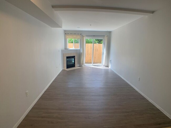 Foto del edificio - 2117 N 107th St