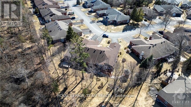 Building Photo - 49 Bunting Ln