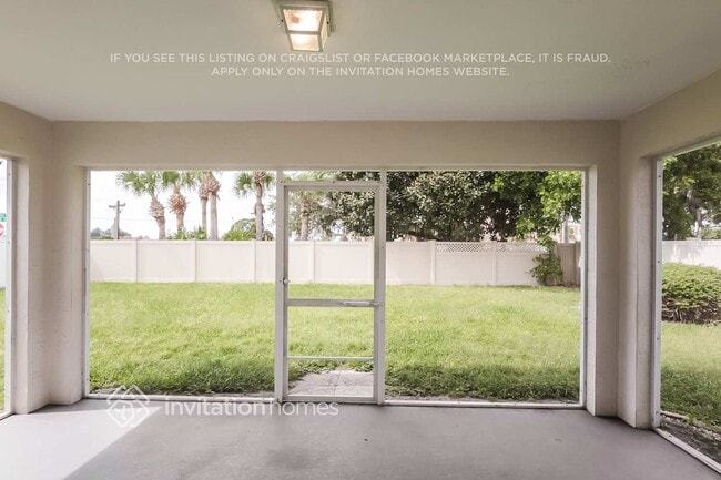 Building Photo - 4516 30th Ln E