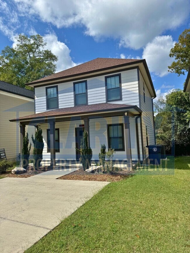 Foto del edificio - Beautiful three bedroom home in East Ridge!