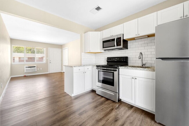 Foto del edificio - 1014 Montie Rd