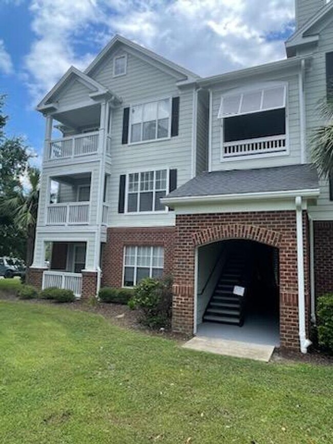 Building Photo - 1 Bedroom In Concord of West Ashley!