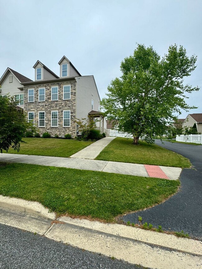 Foto del edificio - Welcome to Village of Bayberry North & Awa...