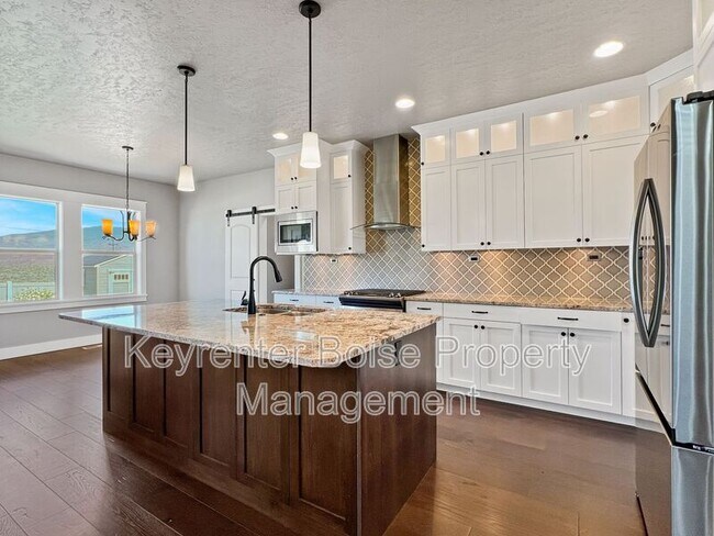 Foto del edificio - 6494 E Bend Ridge St