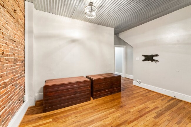 Foto del edificio - 3020 N Calvert St