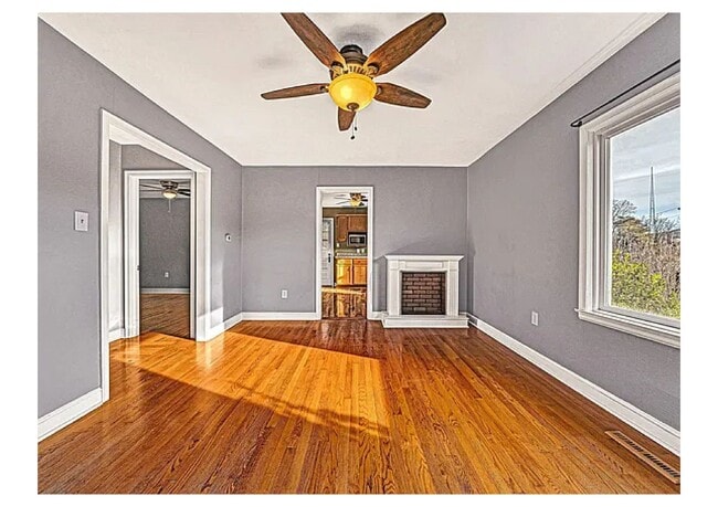 Building Photo - Charming 3BR in SW Roanoke | Fenced Yard | Hardwood Floors | Wasena Area