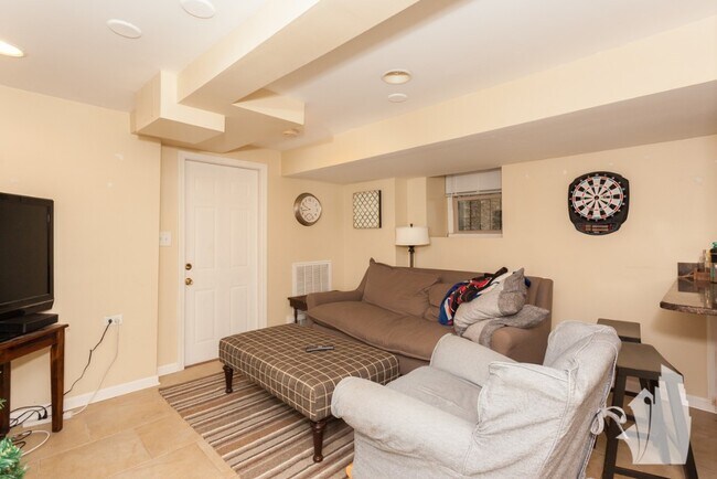 Foto del edificio - 3744 N Fremont St