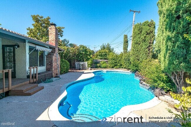 Foto del edificio - 4 br, 2 bath House - 1100 Terra Way, Rosev...