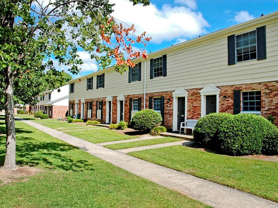 Colony Village Apartments New Bern, NC
