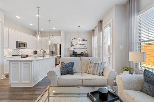 Foto del edificio - 962 Ford Pines Ln