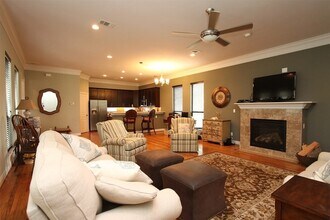 Building Photo - 5525 Kiam St