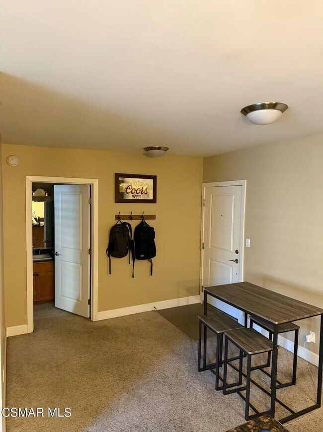 Foto del edificio - 10982 Roebling Ave